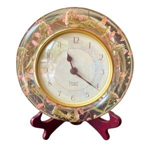 VTG Pastoral Dwelling Quartz Wall Clock Lucite Acrylic Resin Dried Flowers